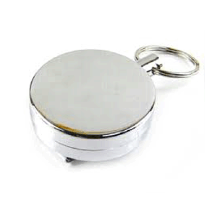 JoJo: van solide metaal rond 4cm