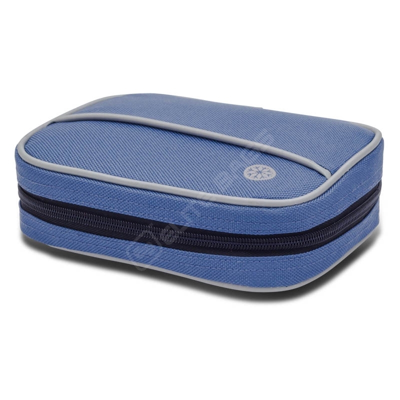 Sac de sport médical ; bleu de médecin